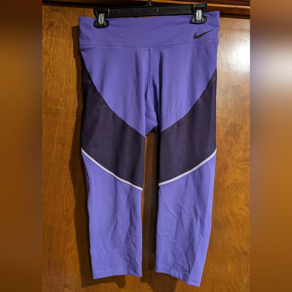 Nike dri fit leggings L